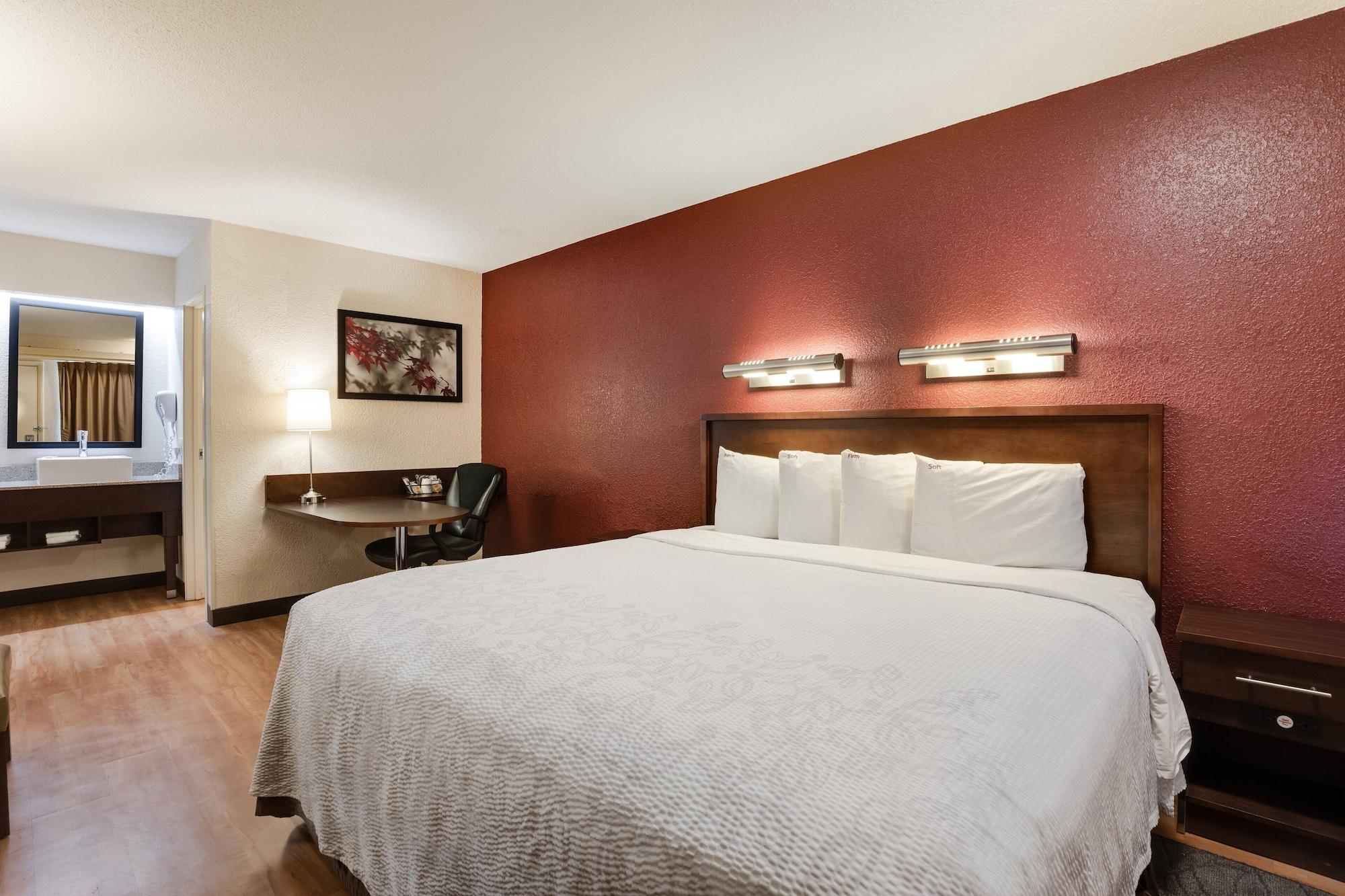 מלון Super 8 By Wyndham Deerfield - Northbrook מראה חיצוני תמונה