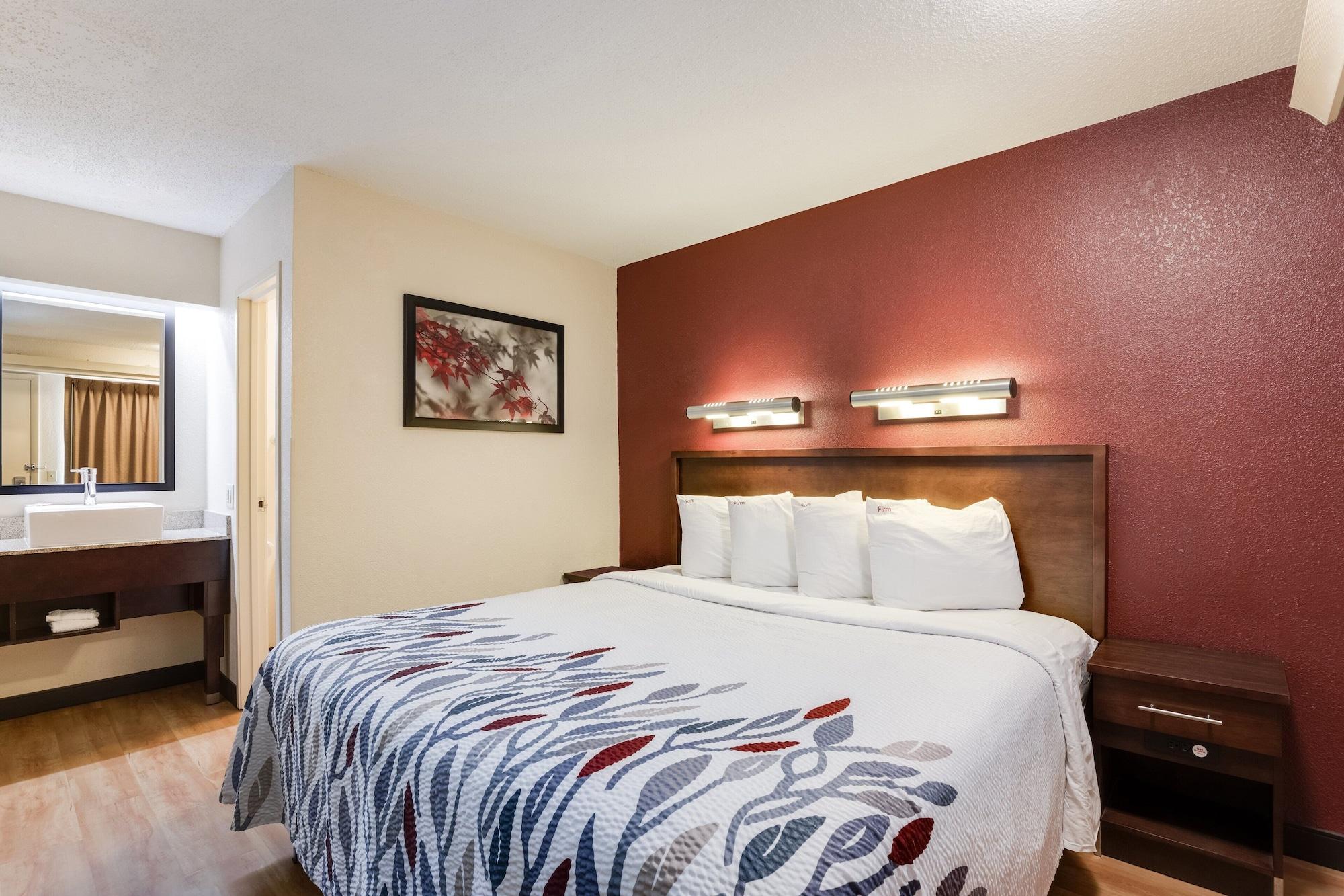 מלון Super 8 By Wyndham Deerfield - Northbrook מראה חיצוני תמונה