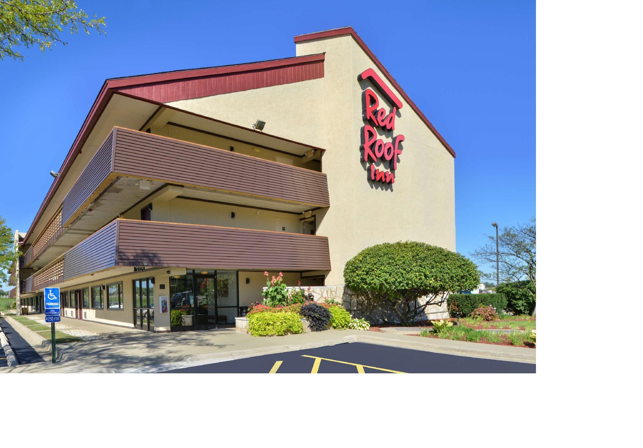 מלון Super 8 By Wyndham Deerfield - Northbrook מראה חיצוני תמונה