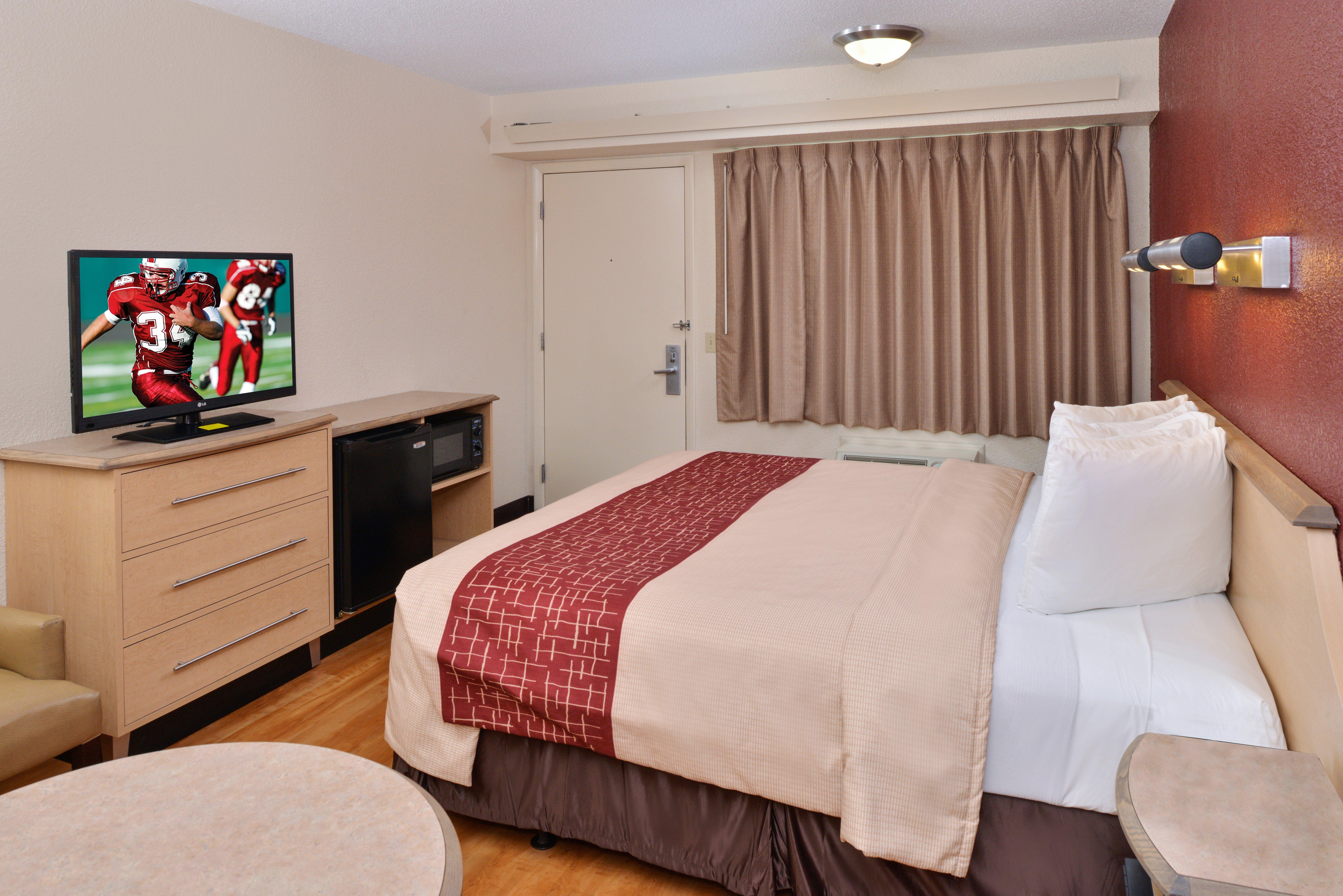 מלון Super 8 By Wyndham Deerfield - Northbrook מראה חיצוני תמונה