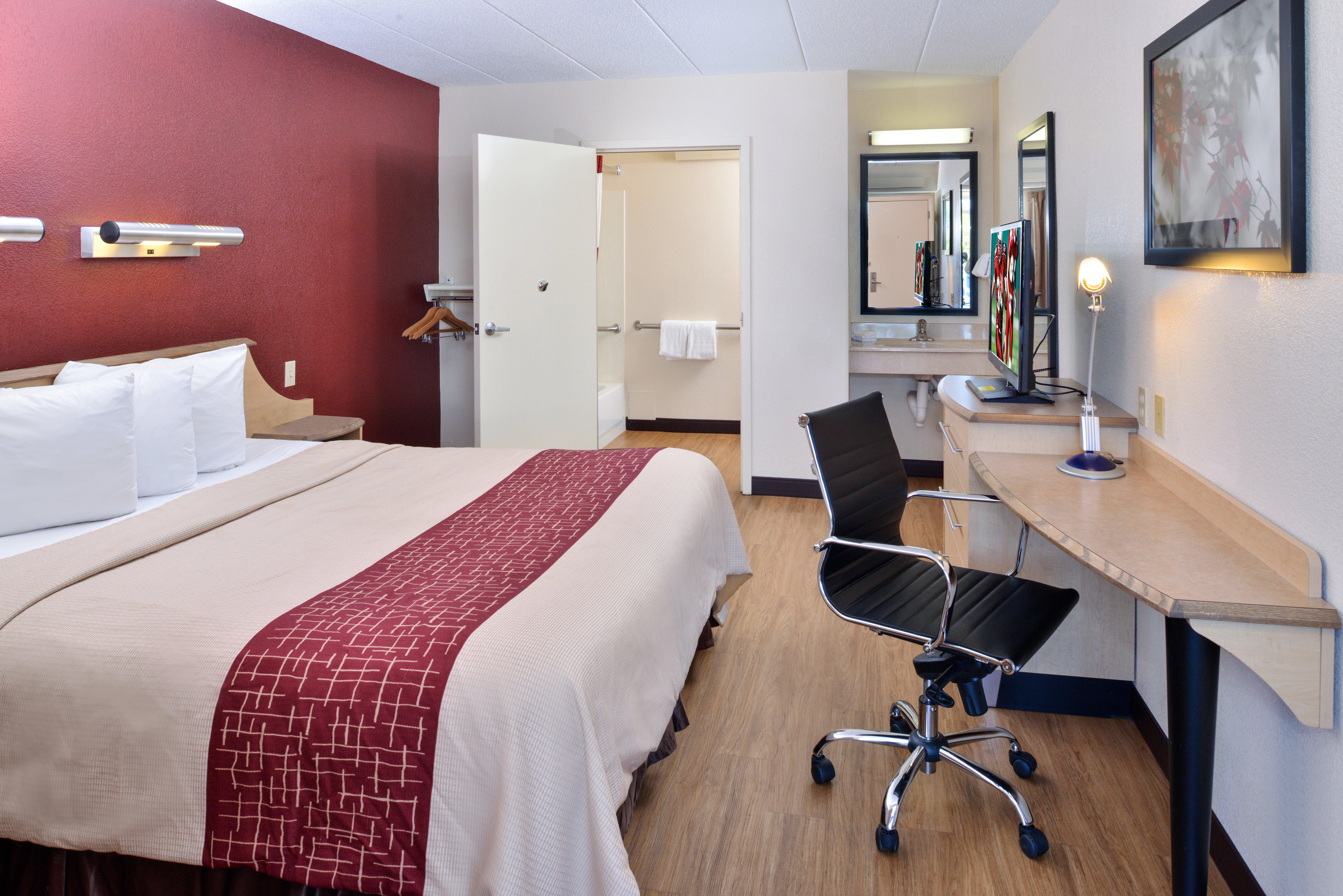 מלון Super 8 By Wyndham Deerfield - Northbrook מראה חיצוני תמונה